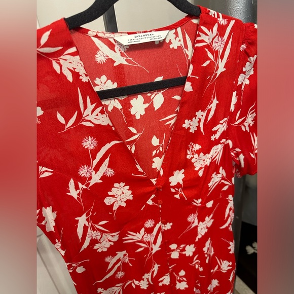 Rare Zara Floral Midi Dress size small 🌹 - Picture 5 of 5